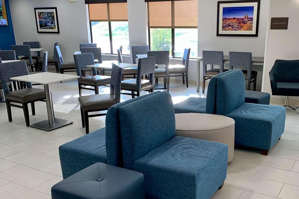 Comfort Inn & Suites Troutville - Roanoke North - Daleville Restoran foto