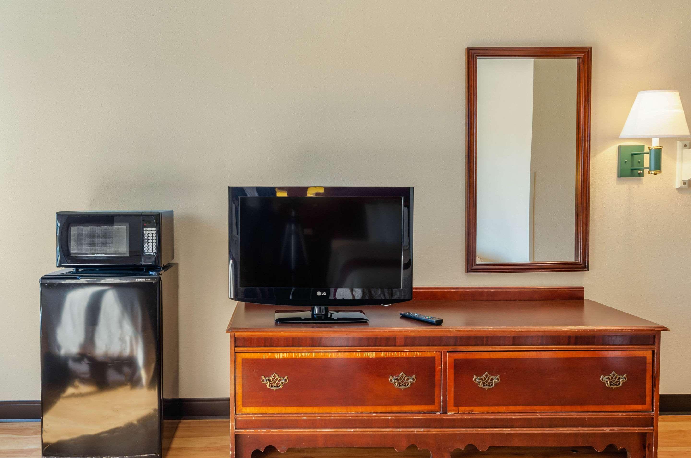 Comfort Inn & Suites Troutville - Roanoke North - Daleville Bagian luar foto